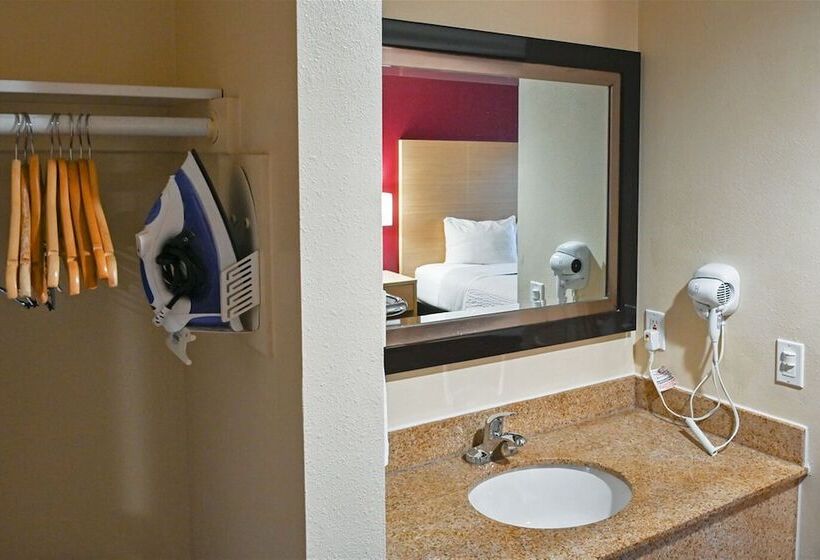 חדר ביזנס, Ramada Limited And Suites San Francisco Airport