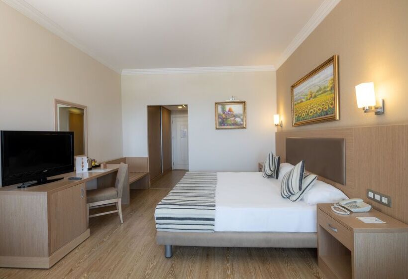 Номер Стандарт Вид на Море, Crystal Tat Beach Golf Resort & Spa - Ultimate All Inclusive