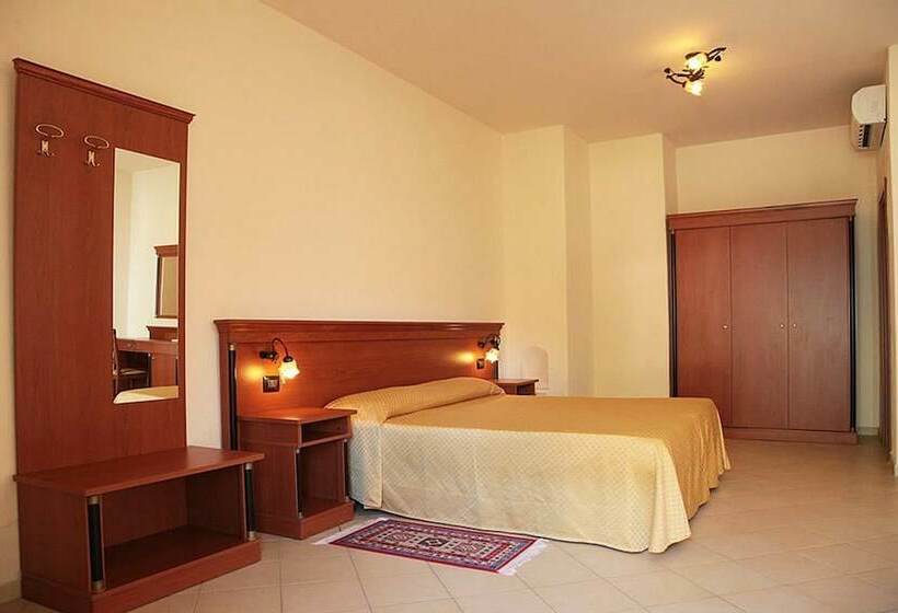 Семейный Номер, Baia Delle Sirene Beach Resort