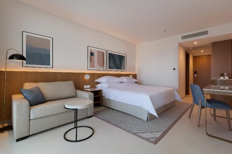 اتاق سوپریور با چشم‌انداز جانبی دریا, Bluesun Hotel Elaphusa