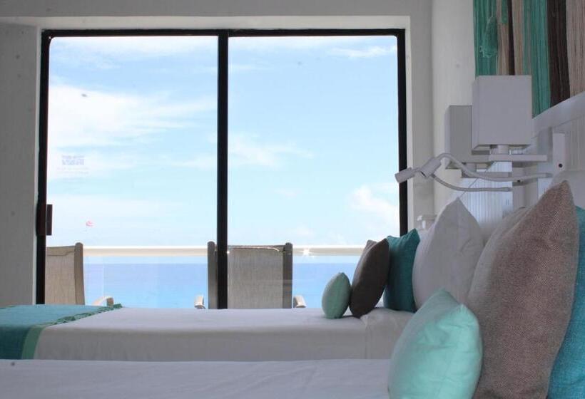 Büyük Çift Kişilik Yataklı Standart Oda, Cyan Cancun Resort & Spa