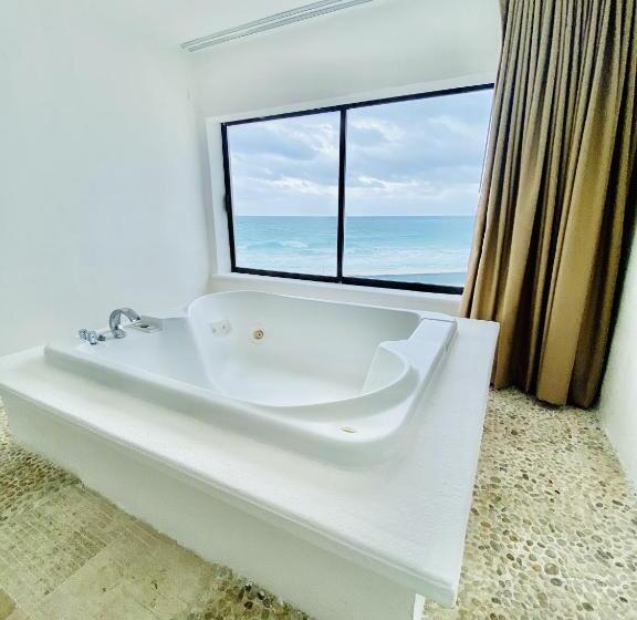 Deniz Manzaralı Jakuzili Süit, Cyan Cancun Resort & Spa