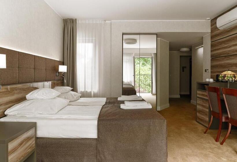آپارتمان 1 خوابه با چشم‌انداز باغ, Villa Eva