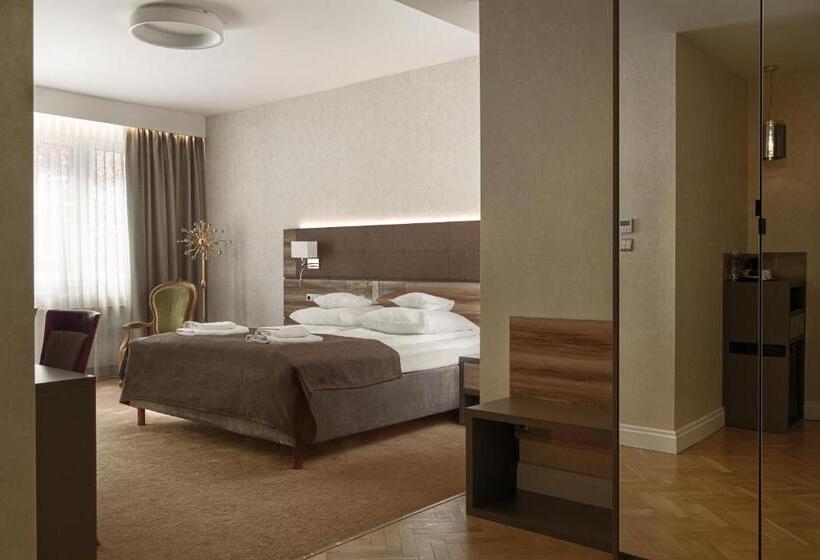 آپارتمان 1 خوابه با چشم‌انداز باغ, Villa Eva