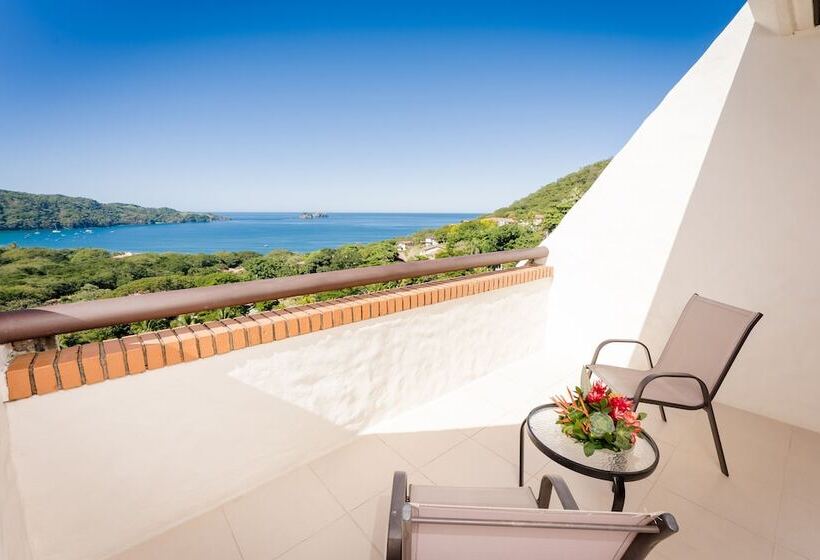 اتاق لوکس با تخت بزرگ, Villas Sol Beach Resort