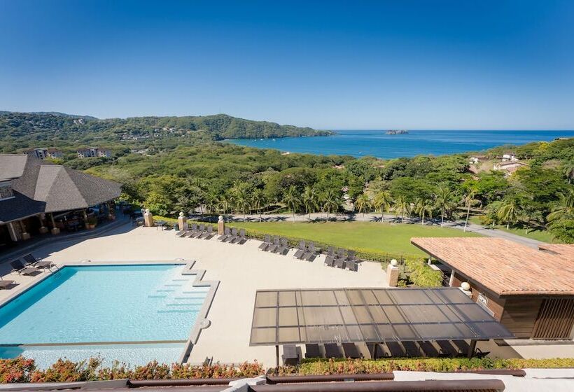 اتاق لوکس با تخت بزرگ, Villas Sol Beach Resort