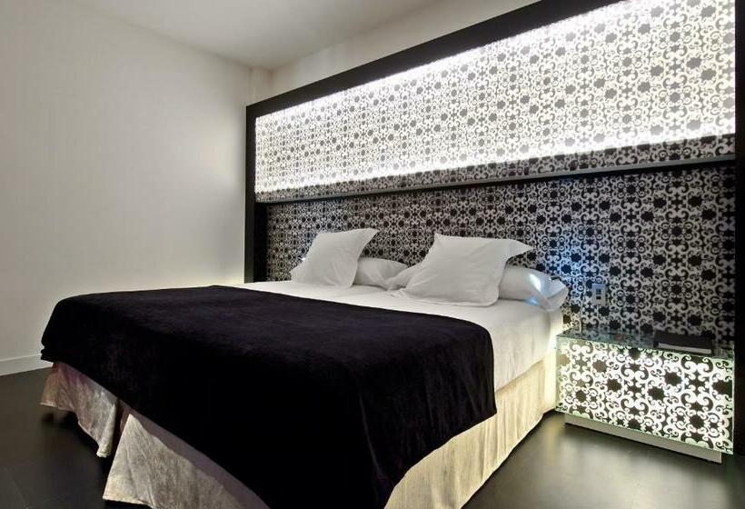 Quarto Estandar Individual, Vincci Via 66