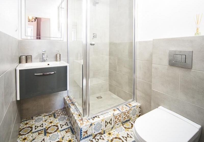 اتاق استاندارد چهار تخته, Old Town Kanonia Hostel & Apartments