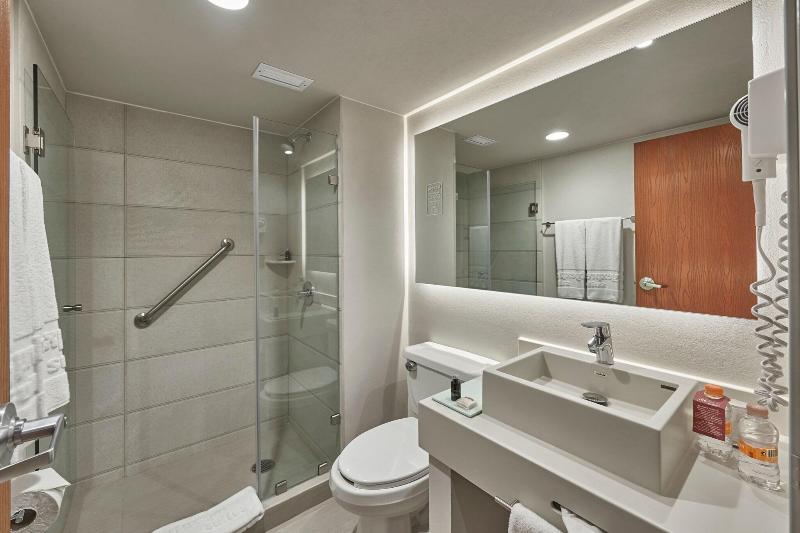 Люкс, City Express Suites By Marriott Queretaro