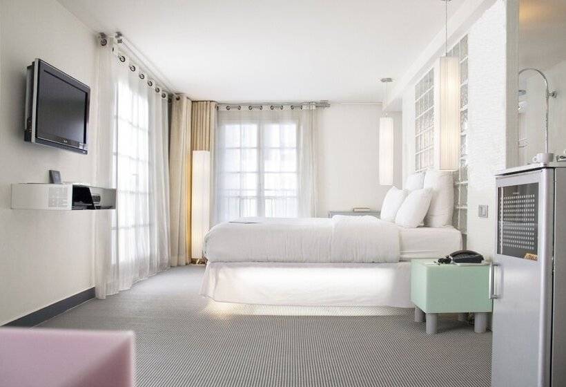 سوییت جونیور, Kube Hotel Paris