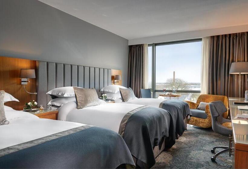 اتاق سوپریور سه تخته, Limerick Strand