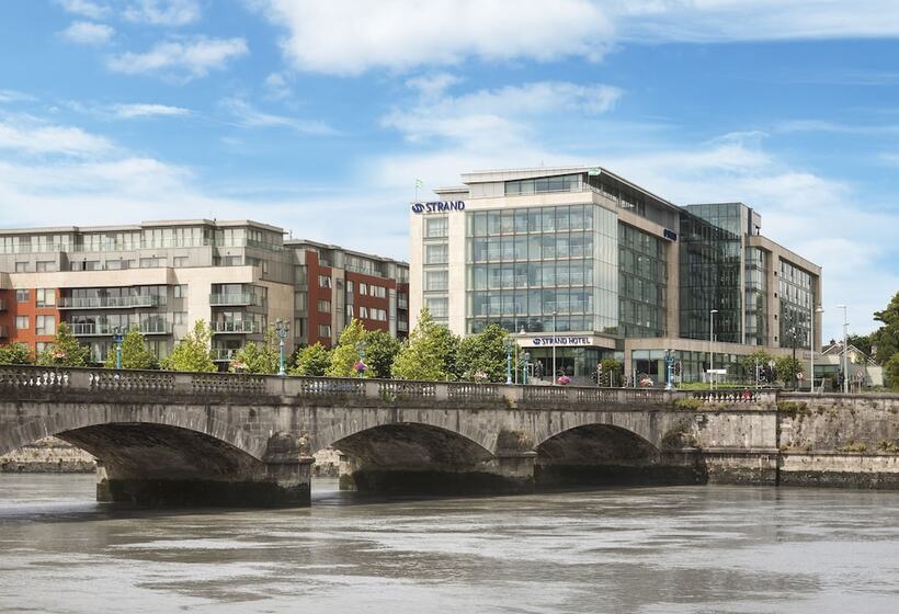 اتاق سوپریور, Limerick Strand