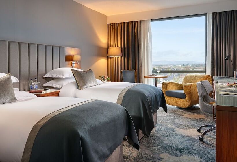 اتاق سوپریور, Limerick Strand