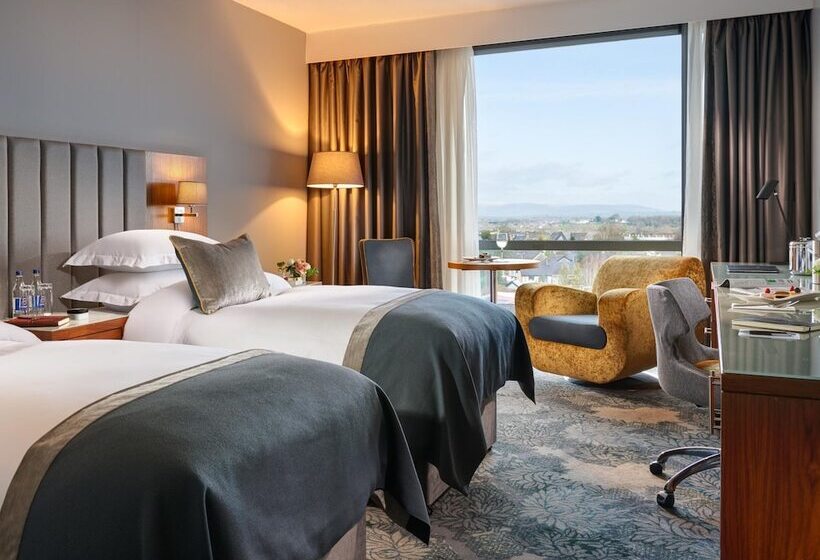 اتاق سوپریور, Limerick Strand