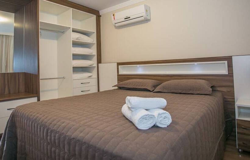 آپارتمان سوپریور 1 خوابه با چشمانداز استخر, Sao Sebastiao Da Praia