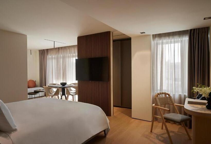 سوییت, Dusit Suites Athens