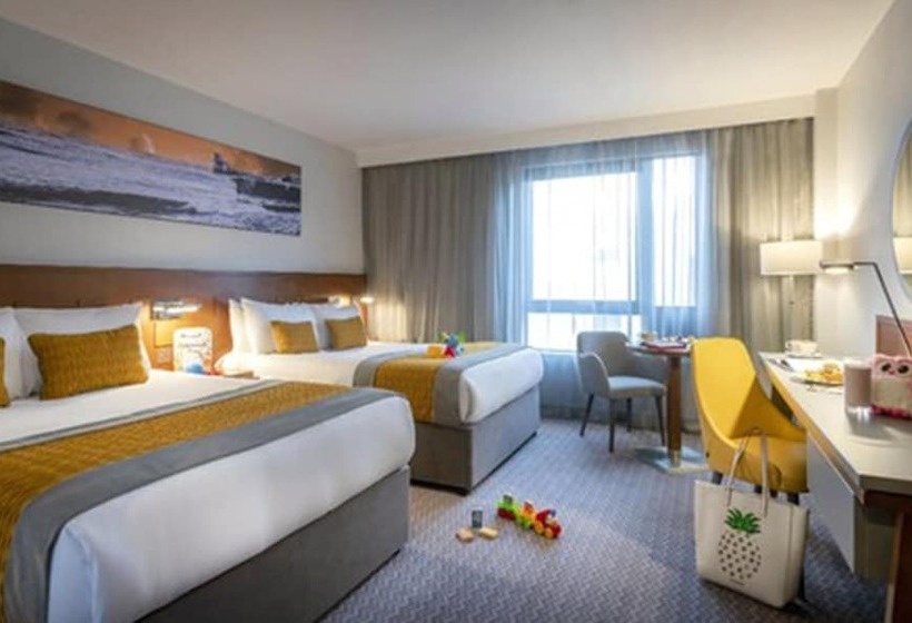 اتاق لوکس خانوادگی, Maldron Hotel Parnell Square Dublin City