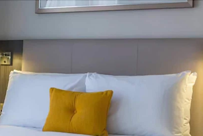 اتاق اجرایی با تخت بزرگ, Maldron Hotel Parnell Square Dublin City