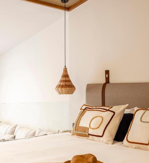 전망 주니어 스위트, Zel Costa Brava