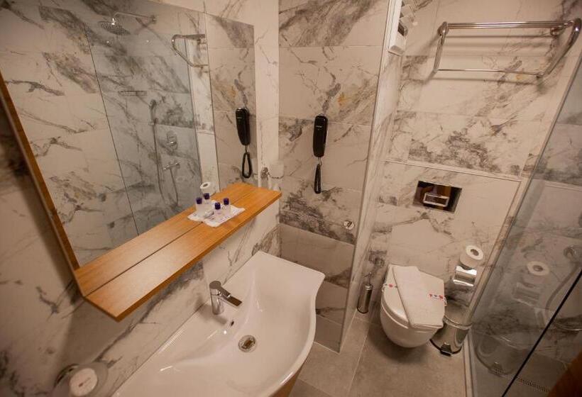 Семейный Номер, Fatih Hotel Kleopatra
