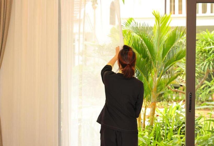 اتاق استاندارد سه تخته با چشم‌انداز باغ, Lalita Tam Coc Resort & Spa