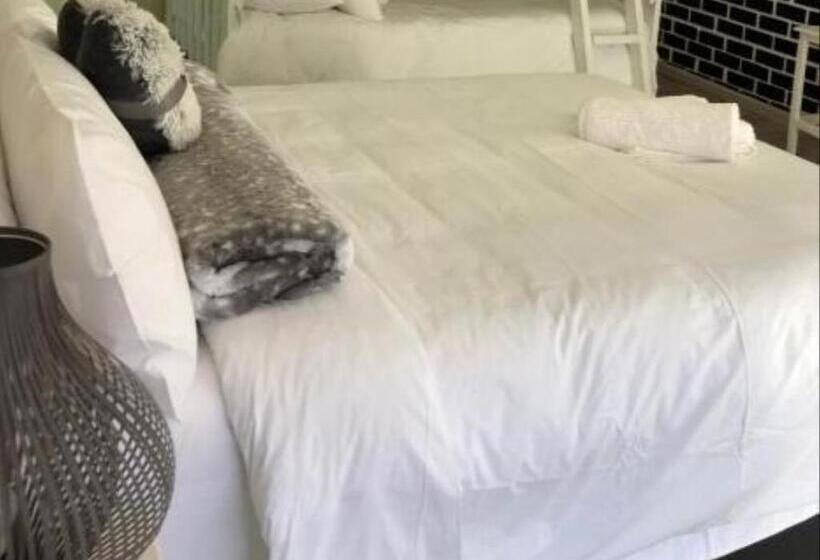 Семейный Номер Economy, Fm Guest Lodge Comfort, Tranquility & Peace Of Mind