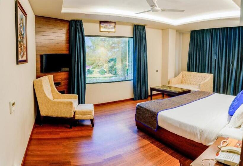 디럭스 룸, Justa Palampur Resort & Convention Centre