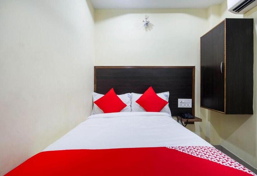 ベーシックルーム, Durga Bhavani Residency