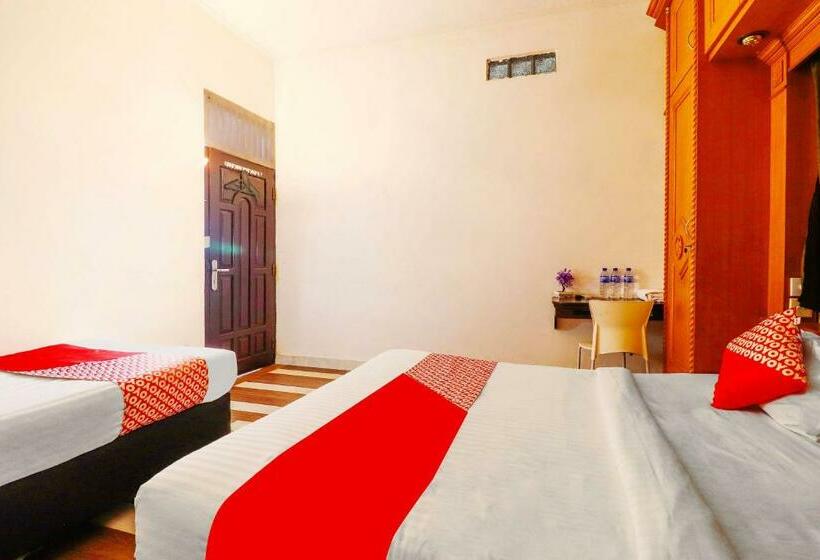 패밀리 스위트, Steze Guest House Syariah Redpartner