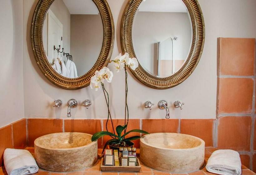 Полулюкс, B Bou Hotel Cortijo Bravo