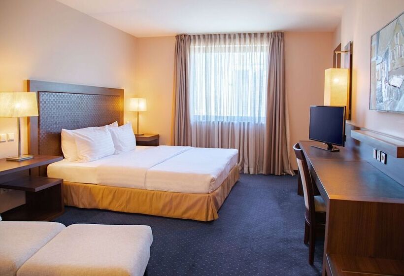 Семейный Номер, Metropolitan Hotel Sofia, A Member Of Radisson Individuals