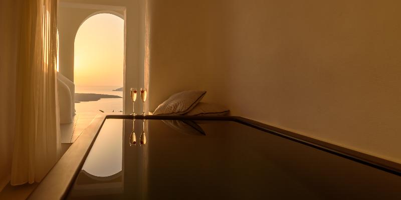 سوییت سوپریور, Nefeles Luxury Suites