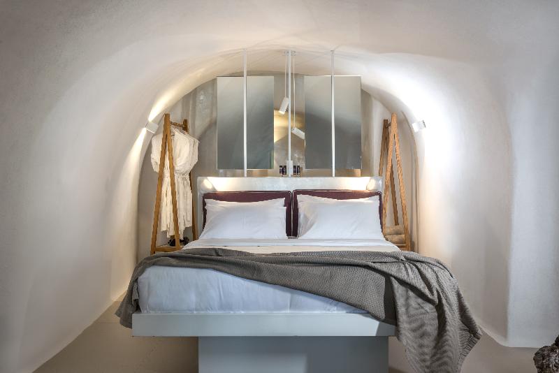 سوییت سوپریور, Nefeles Luxury Suites