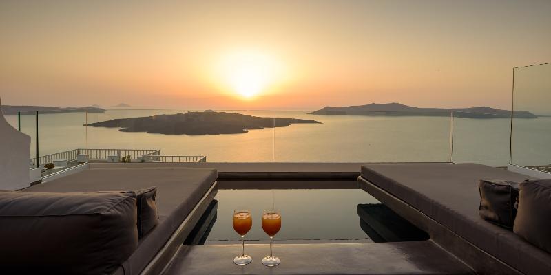سوییت سوپریور, Nefeles Luxury Suites