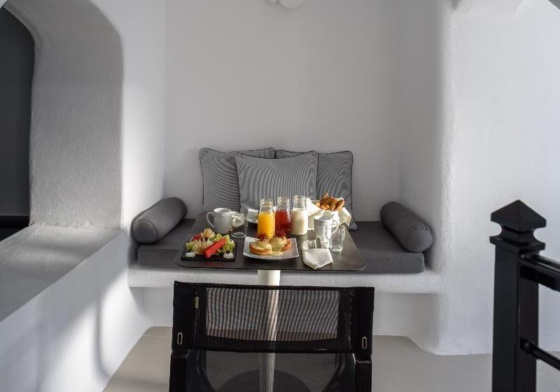 سوییت سوپریور, Nefeles Luxury Suites