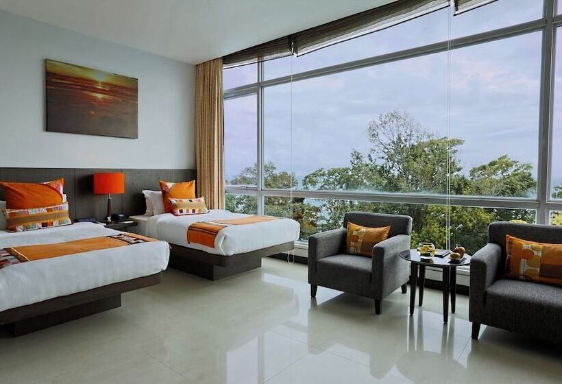 اتاق لوکس, Independence Hotel Resort & Spa