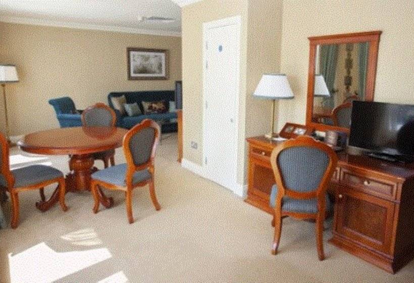سوییت جونیور, Knightsbrook Hotel & Golf Resort