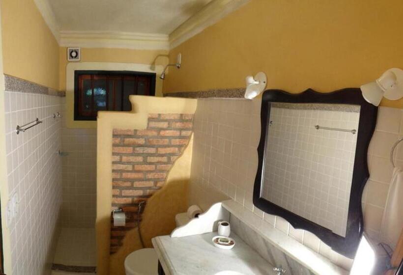 スタンダード４人部屋, Privillage Praia Pousada De Charme