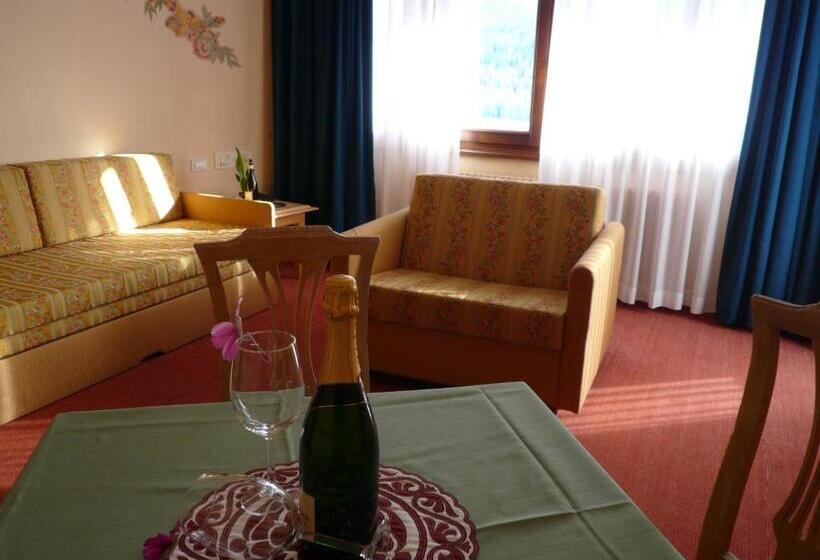 سوییت جونیور, Rta Hotel Catturani