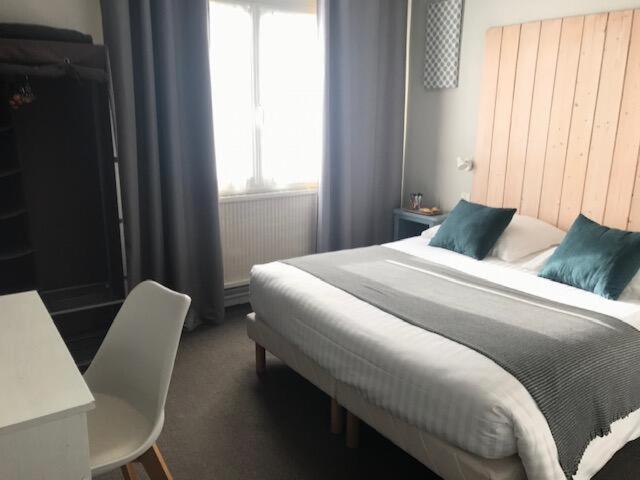 Номер Стандарт, Hôtel La Petite Auberge