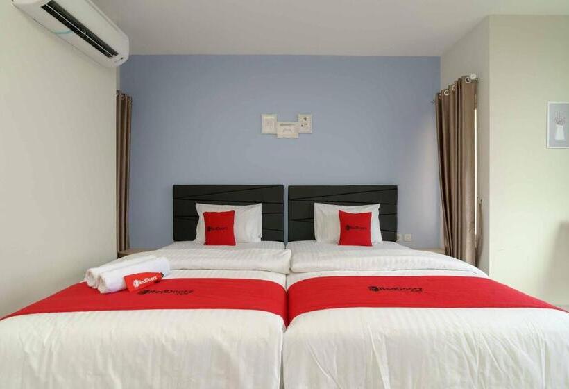 디럭스 룸, Reddoorz Plus Near Eka Hospital Bsd 5