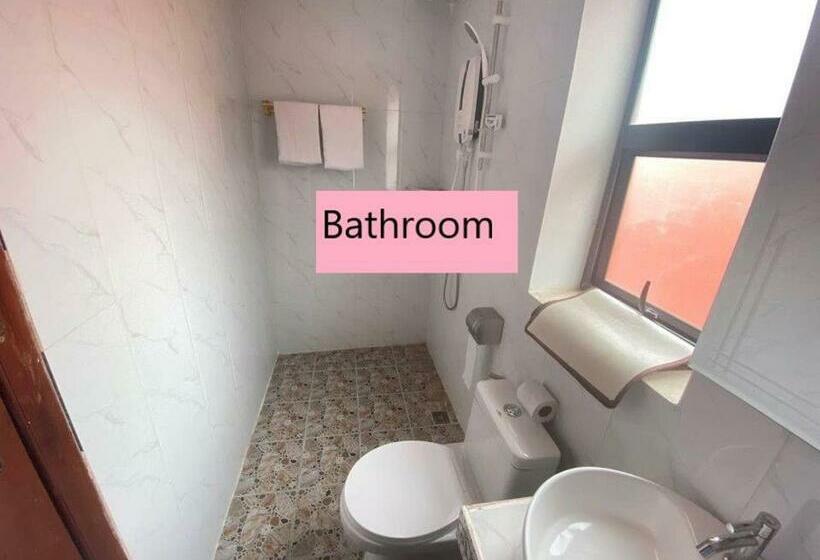 آپارتمان 1 خوابه با بالکن, Khun Pich Apartments