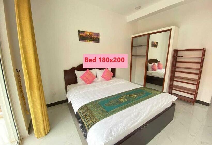 آپارتمان 1 خوابه با بالکن, Khun Pich Apartments