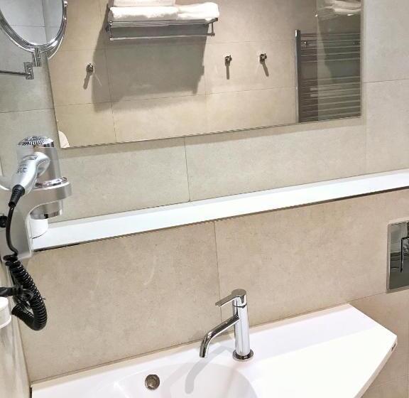 带阳台套房, Wellness Penzion Lázně Kvilda