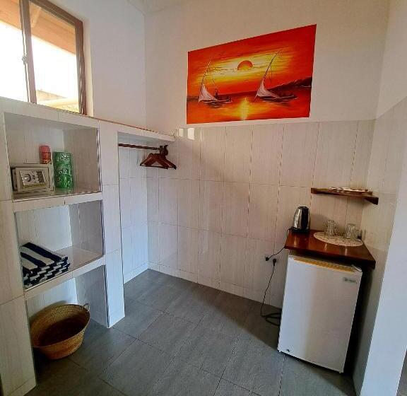 اتاق لوکس, Mimi Na Wewe Villa