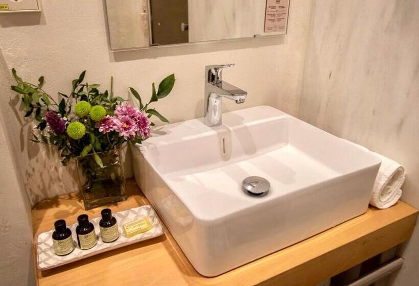 Номер Economy, Blue Sardine Hostal Boutique Altea Adults Only