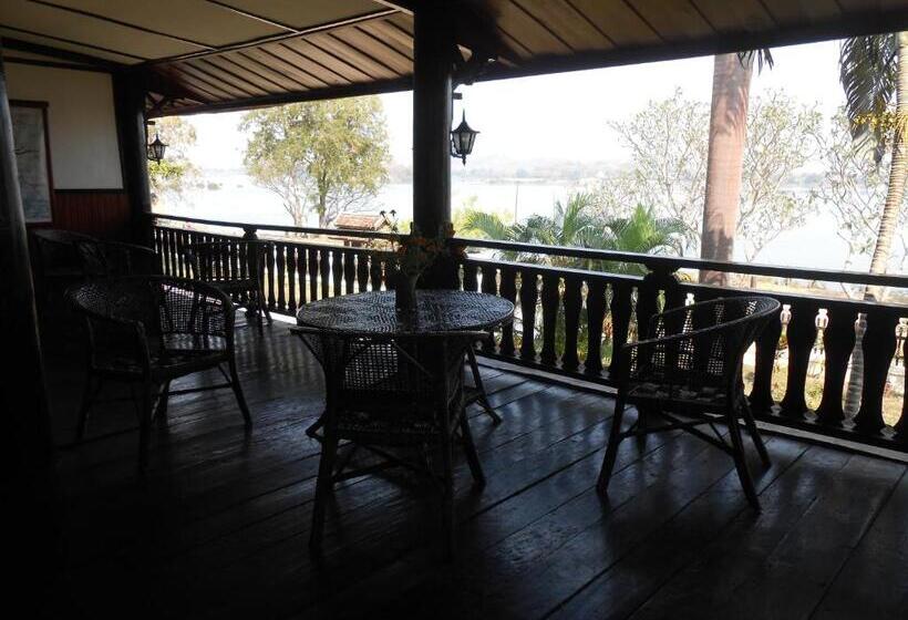 اتاق سوپریور, Kongmany Colonial House
