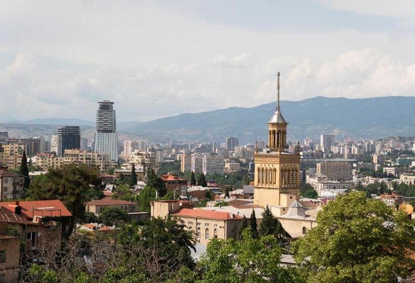 آپارتمان لوکس 1 خوابه, Honeymoon Apartments In Old Tbilisi