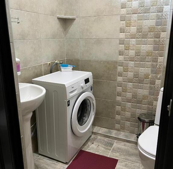 استودیوی استاندارد, Honeymoon Apartments In Old Tbilisi