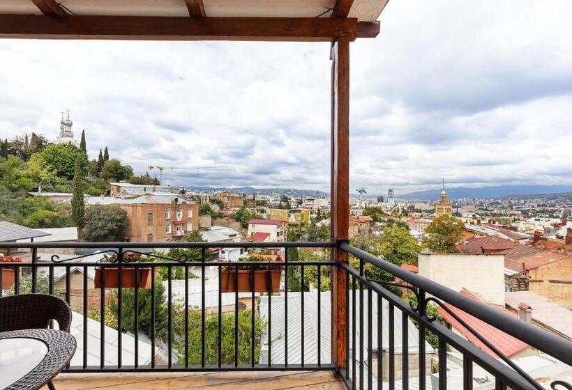 آپارتمان 1 خوابه با چشم‌انداز, Honeymoon Apartments In Old Tbilisi